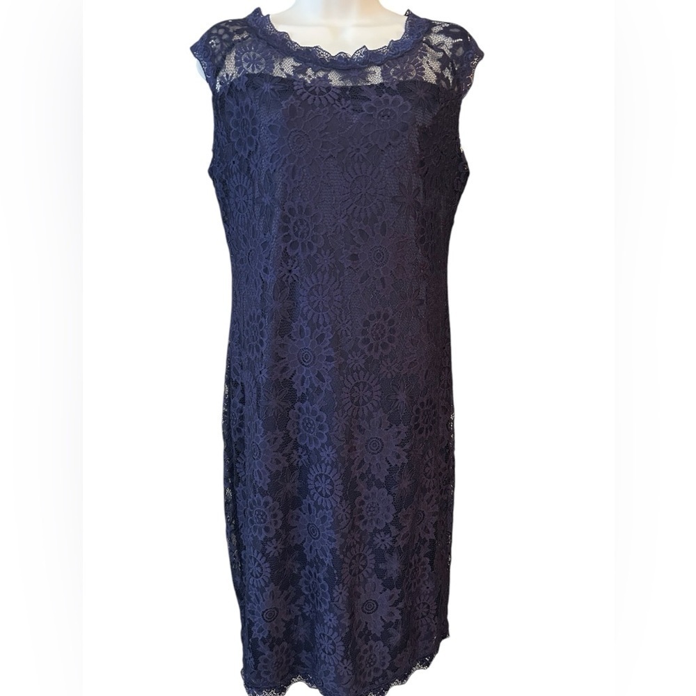 Elegant Lace Dress in Navy, Size XL, GUC - Picture 3 of 5